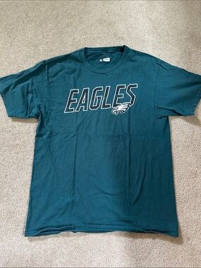 NFL Eagles Short Sleeve Tee in Teal/Green - Great Condition!